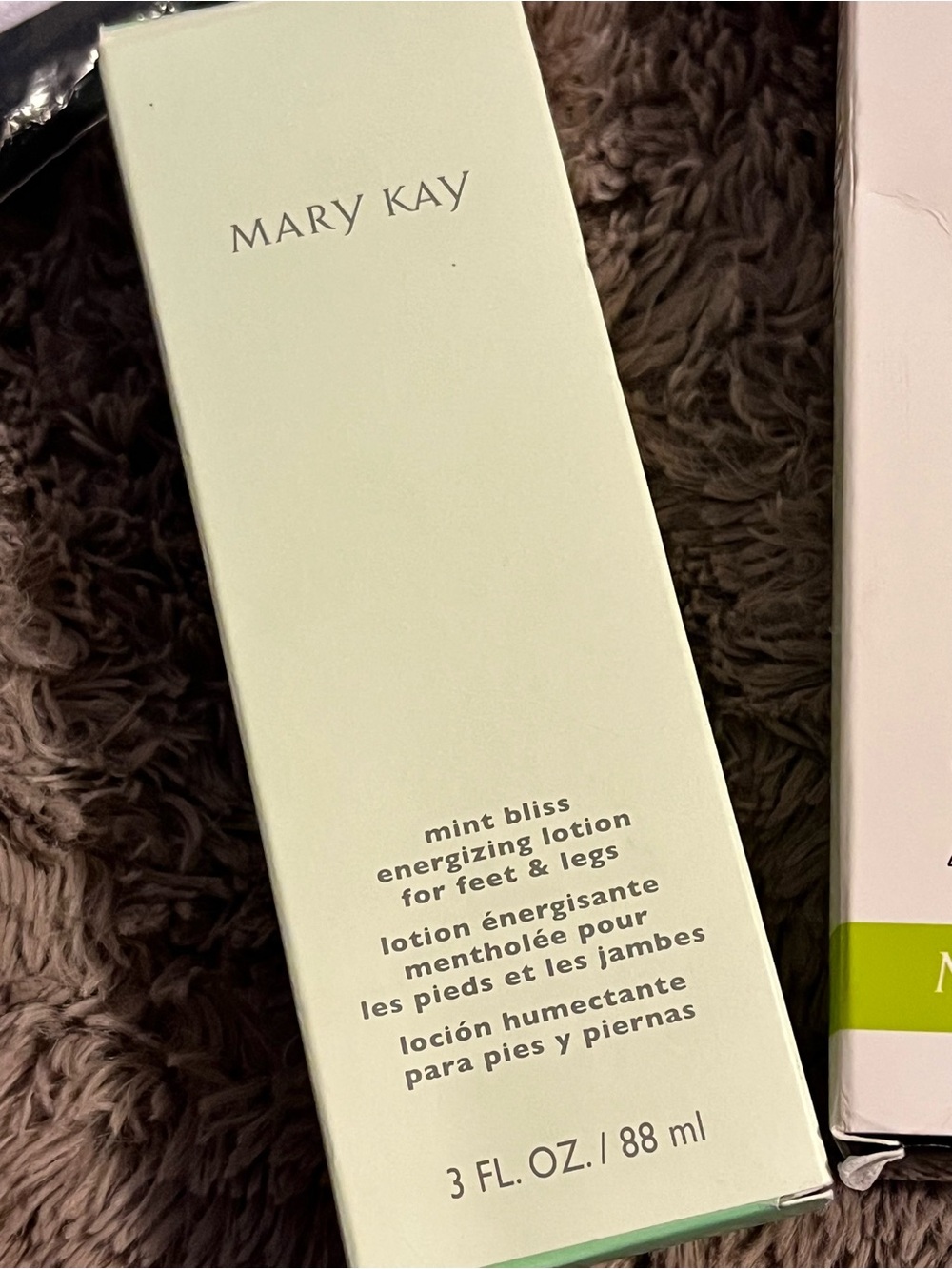 Mary Kay Bundle - Picture 3 of 4